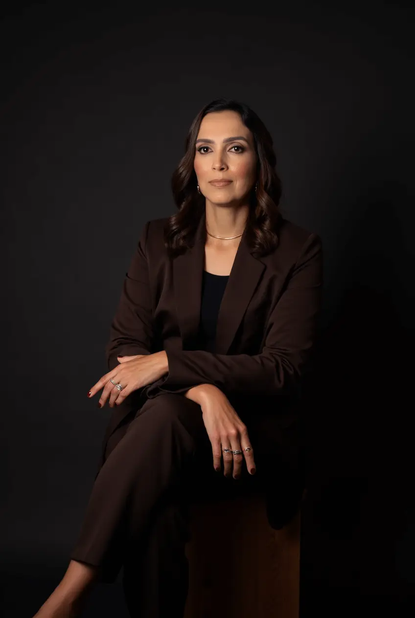 Dra. Janaína Leite — Advogada especializada em cirurgia de Mohs